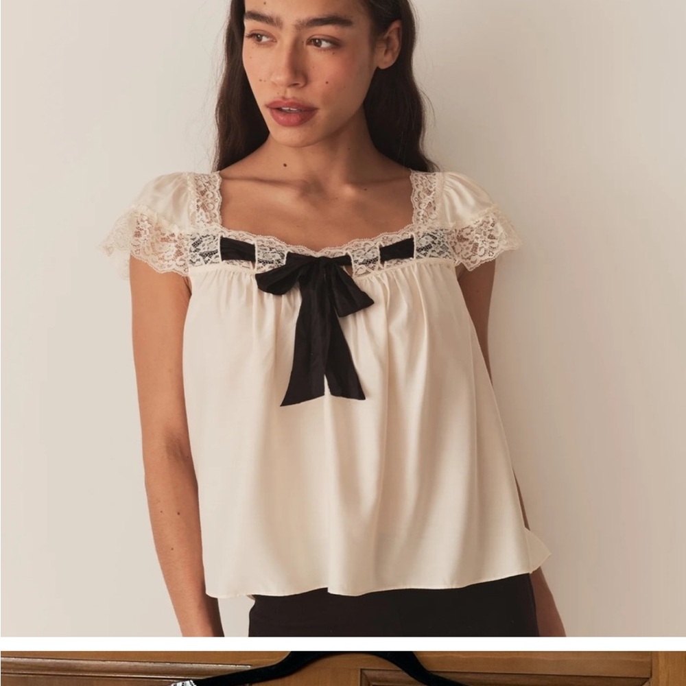 ISO: Doen Anaya Top